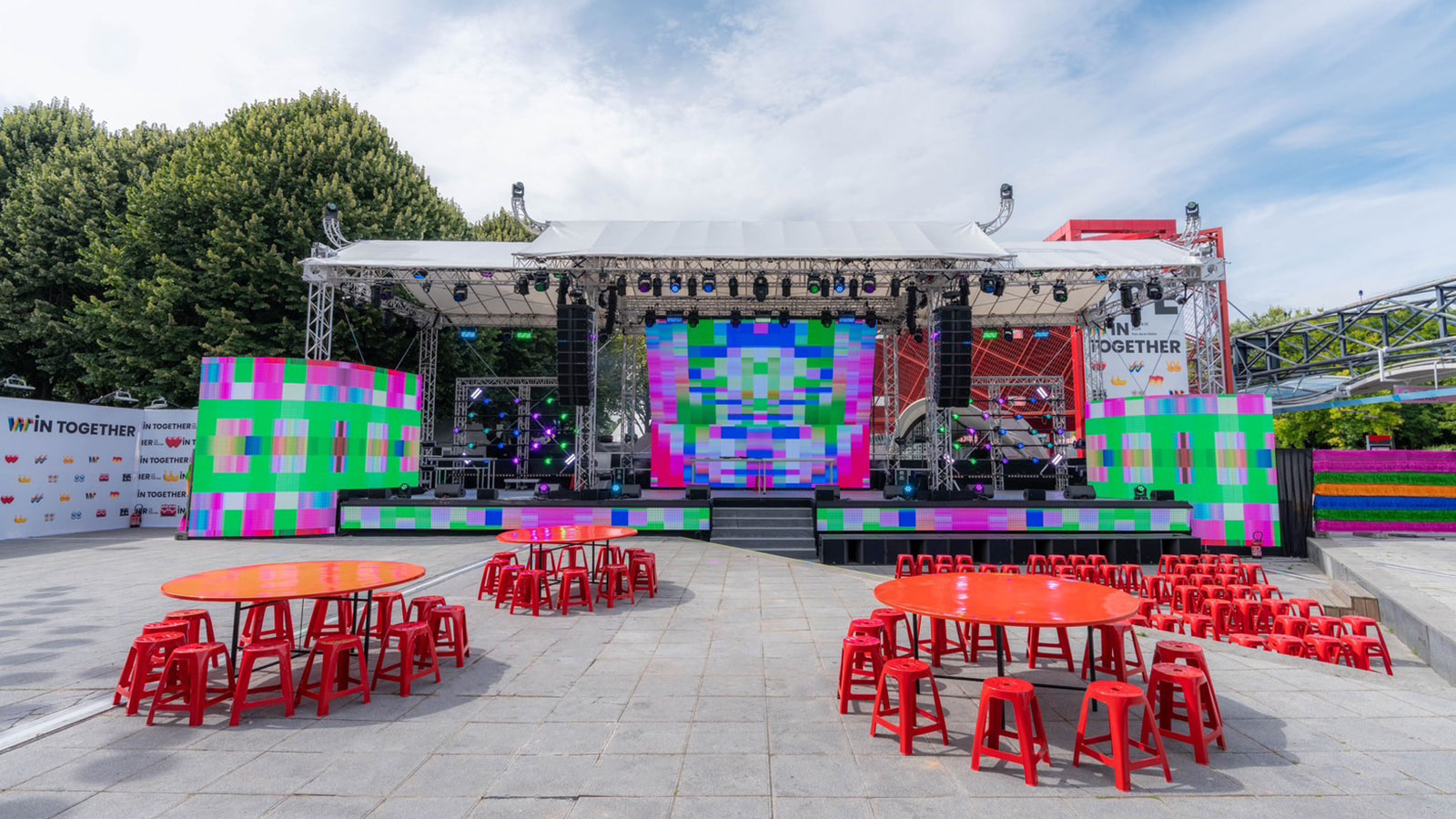 Taiwan Pavilion stage at Parc de la Villette — daytime overview
