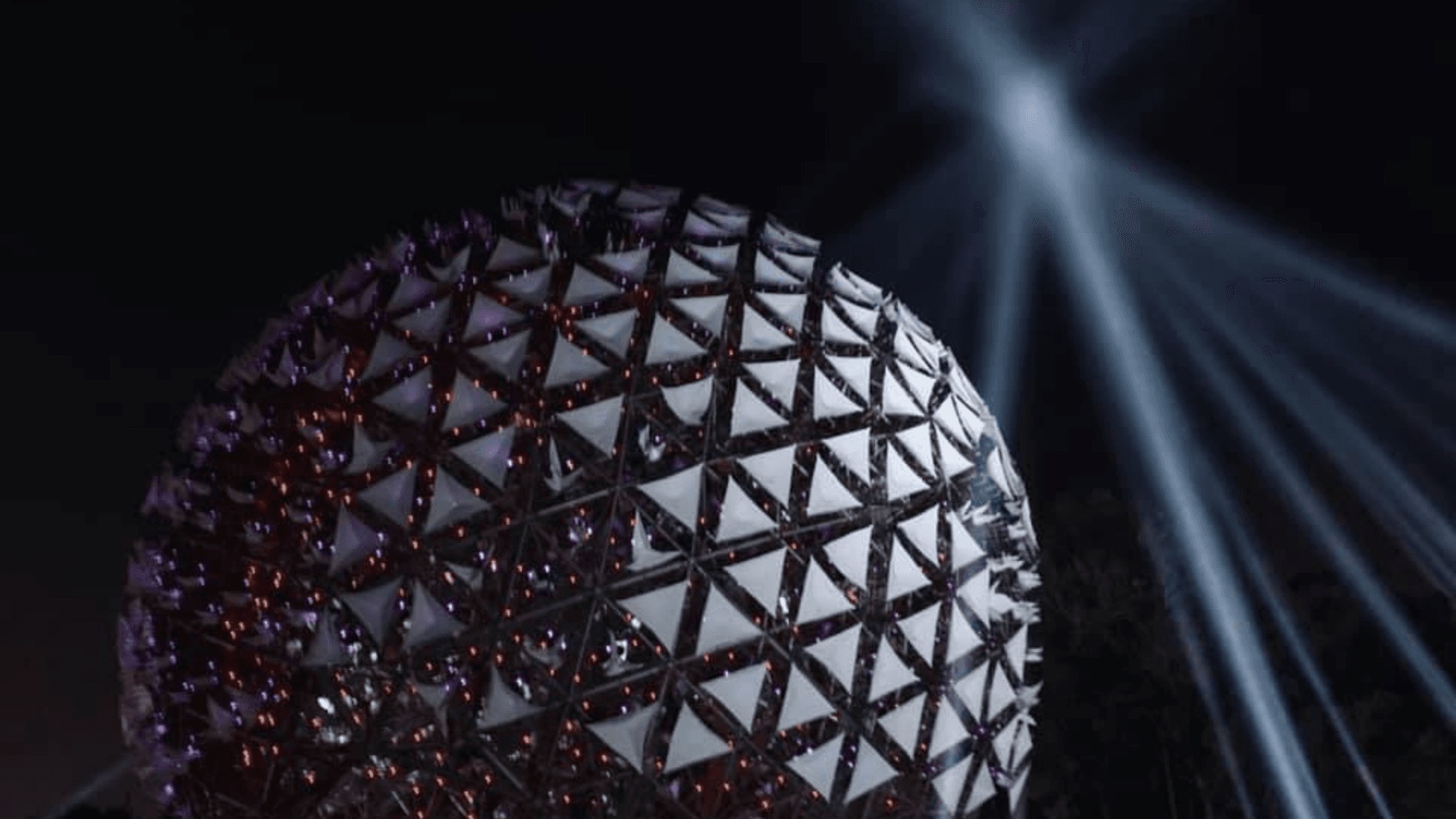 Sphere with beams at night